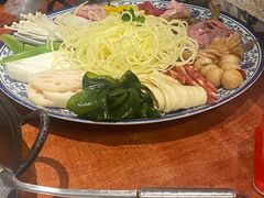 -周小明火锅(黑金冠社区店)