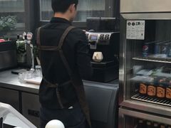 -HIGH FIVE哈福手工汉堡(桂林路店)