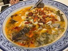 至潮酸菜鲈鱼-至潮餐厅精致粤菜·活鲈鱼·走地鸡(珠江新城店)