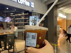 -瑞幸咖啡(外滩SOHO店)