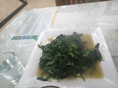 蒜泥菠菜-上海交通大学新疆餐厅