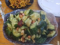 -回·龙虾铺·盆盆蟹·烧烤大排档(回龙观店)