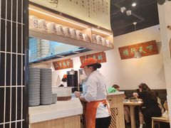 -馋三尺蟹粉小笼(人民广场店)