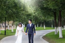 -太郎花子婚纱摄影艺术中心