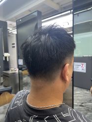 -藤野造型•烫染专业店