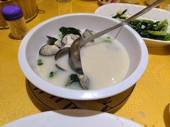 -鹏城人家海鲜酒家·23年老字号(较场尾店)