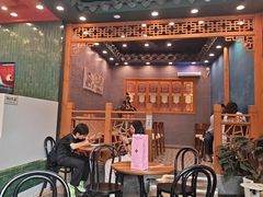 -茶理宜世(乐峰广场·尝乐集店)