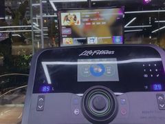 -威克健身游泳(万菱汇店)