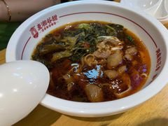 -呷佬·长沙手工米粉(金沙江路店)