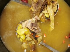 -峰瑞藏地美食·石锅鸡·牦牛肉(大昭寺品牌店)
