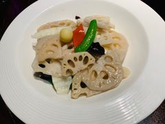 -韵秋荷(宝山龙湖天街店)