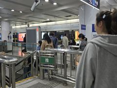 -陆家浜路(地铁站)