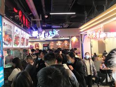 等位区-一代烤翅王(大汉口店)