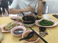 泰味豆腐-新兴瓦煲肉骨茶
