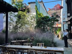 -Metal hands·铁手咖啡