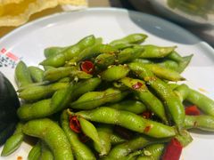 -乡土黄·鲜牛肉火锅·小龙虾(兴业街店)