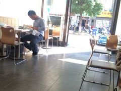 大堂-华莱士·炸鸡汉堡(山水华庭店)
