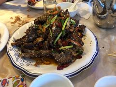 -小鱼儿海鲜港(新村十区店)