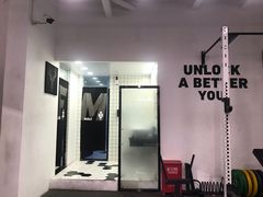 -汗水空间私教健身连锁(SM广场店)