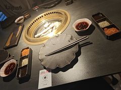 -铭牛烧肉·和牛海鲜自助(高新月牙湖店)