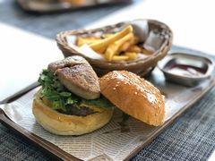 鹅肝汉堡-Future&Kitchen