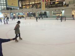 -冰纷万象滑冰场(深圳万象城店)
