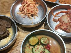 -青瓦炭韩潮烤肉(花园道店)