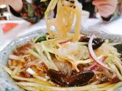 -红樱桃·欢乐餐厅(太原里店)