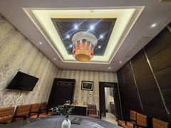 -骏莱海鲜鱼港(五角场店)