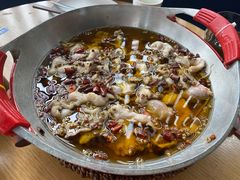 -渝信川菜 · 川味家常菜(财富购物中心店)