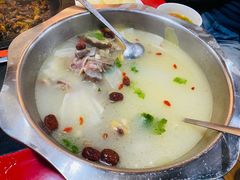 -牛得很·鲜牦牛肉烧烤·牛羊肉菌汤锅(康定店)