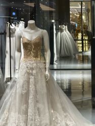 -VeraWang婚纱礼服沈阳旗舰店