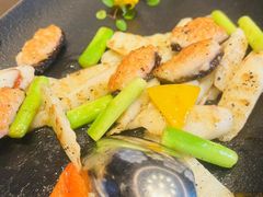 -海派悦庭·海胆烧麦·新融合菜(凯德广场店)