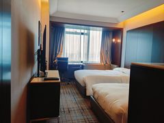 -上海龙之梦万丽酒店