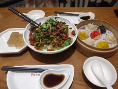 小炒黄牛肉拌粉-包小笼·金牌汤包(中山路店)