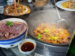 -挂旗柴锅鸡(蚌山区嘉年华店)