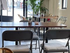 -Fridi Patisserie Cafe