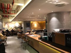 大堂-星巴克(珠海仁恒滨海中心店)
