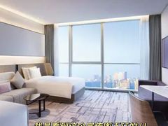 -大连星海皇冠假日酒店