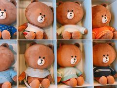 -LINE FRIENDS Garosu-gil Flagship Store
