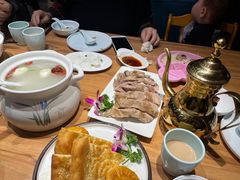 西域奶茶-品回味清真西北楼(宁波首店)