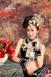 -巴黎新娘婚纱摄影