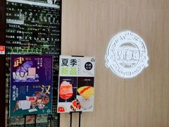 -钟书阁(群光广场店)