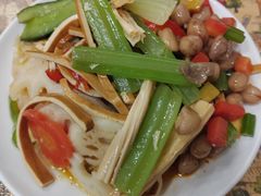 -老乌家特色小炒泡馍(大皮院店)