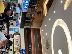 -覃记海鲜美食餐厅