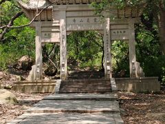 -灵岩山风景区