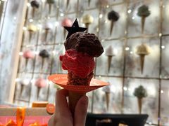 -VENCHI 闻绮(上海佛罗伦萨小镇店)