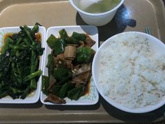 -老乡鸡(上海品尊国际中心店)