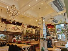-玛格萝妮比萨屋(四平店)