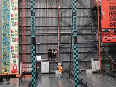 -极限PLAY运动娱乐新世界·团建派对表演休闲馆·室内高空游乐园